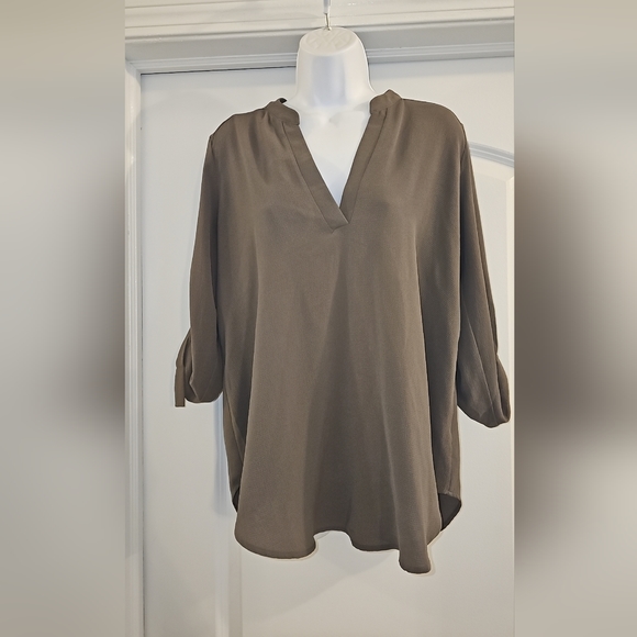 Lush Size Medium - Picture 1 of 3